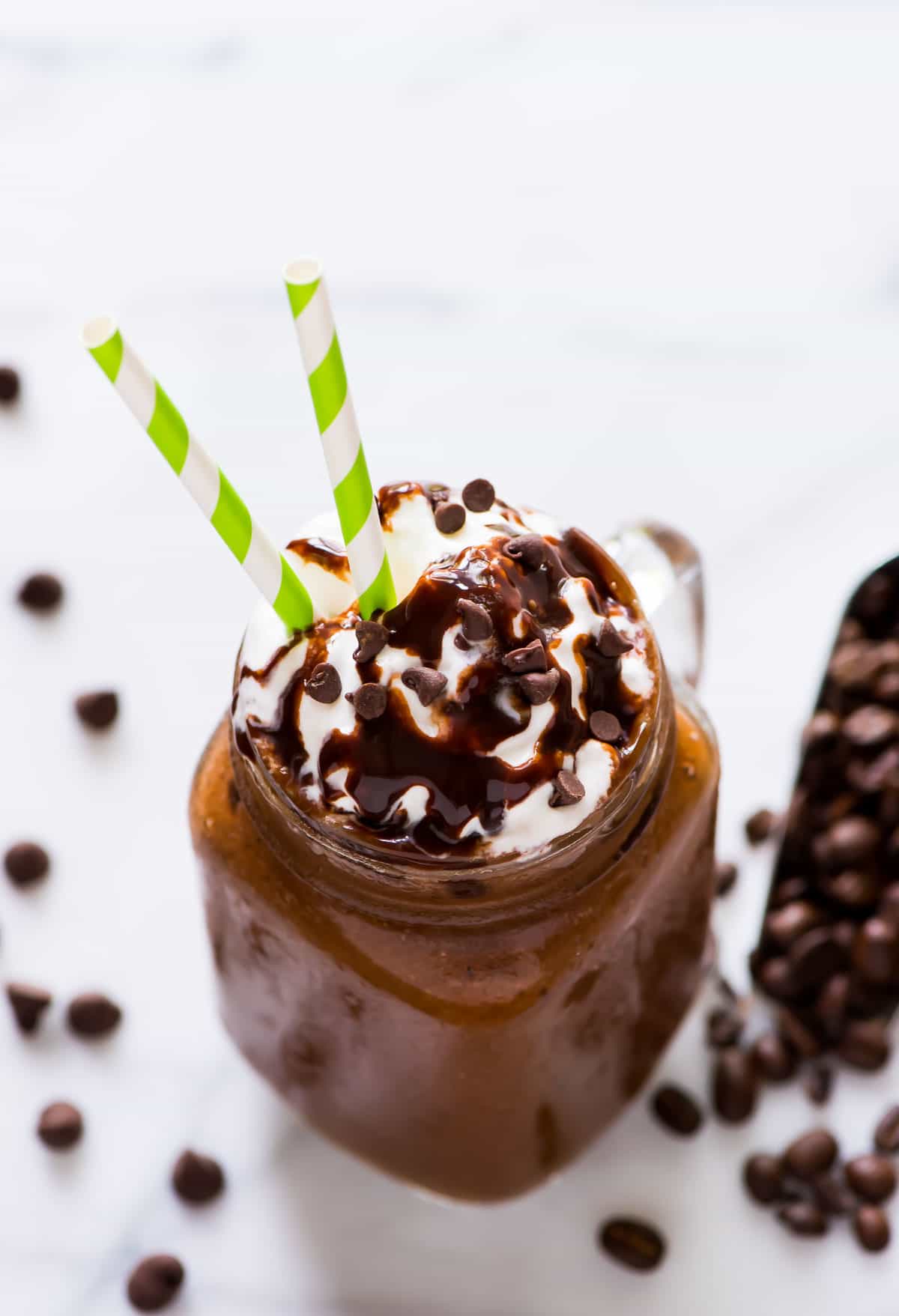 Hướng dẫn cách làm Mocha Frappuccino ngon như Starbuck 1 Mocha Frappuccino là gì?