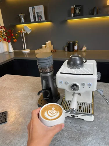 Nhấp để xem toàn màn hình Review Em4212max 2 1
